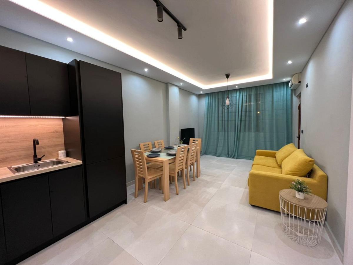 Holiday Apartment Near The Sea Durrës Exteriör bild