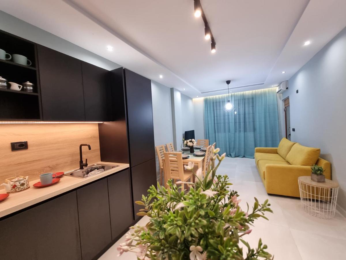 Holiday Apartment Near The Sea Durrës Exteriör bild